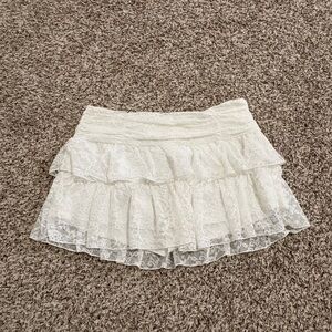 SHEIN Cream Lace Mini Skirt